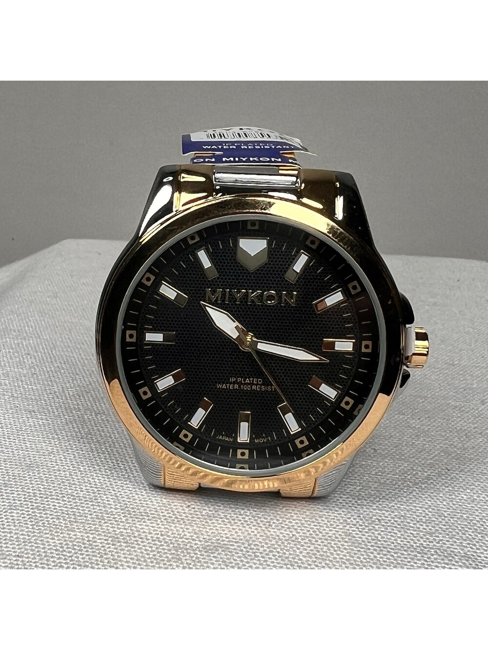 MIYKON Men's Two-Tone Watch Black Dial Gold Bezel 46mm  (Y2E02)